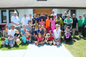 Cana Couples and Families Mission, Winnipeg (Ted Wood, standing far left; Nancy Wood, kneeling far right)